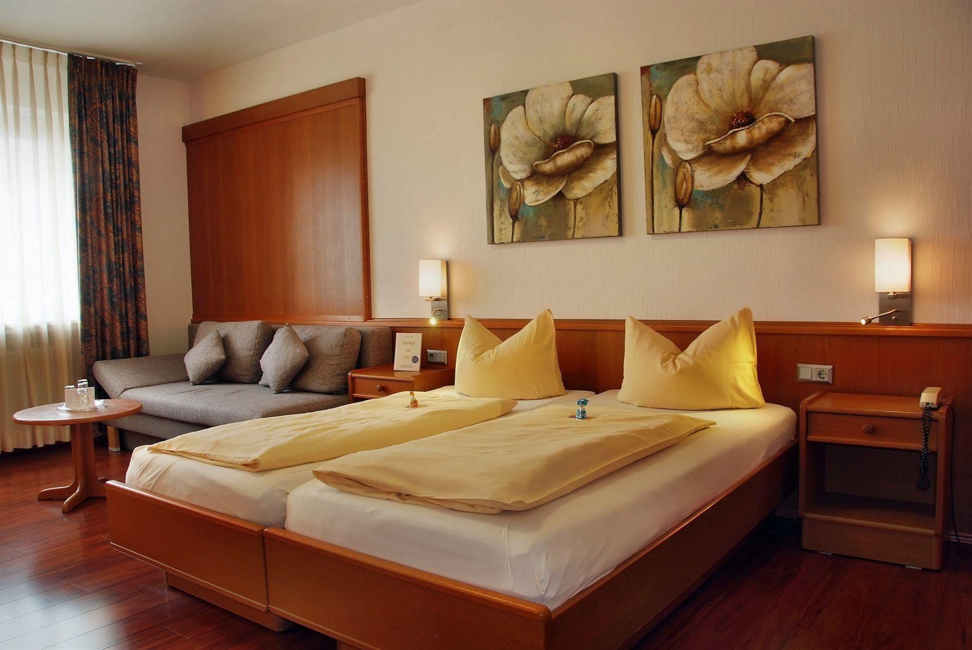 Hotel Monopol Gelsenkirchen Zewnętrze zdjęcie